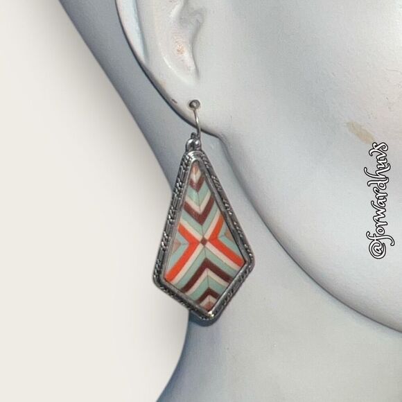 Bundle Sale 3 for $15 | Diamond Shaped Geometric Pattern Earrings - Picture 1 of 8